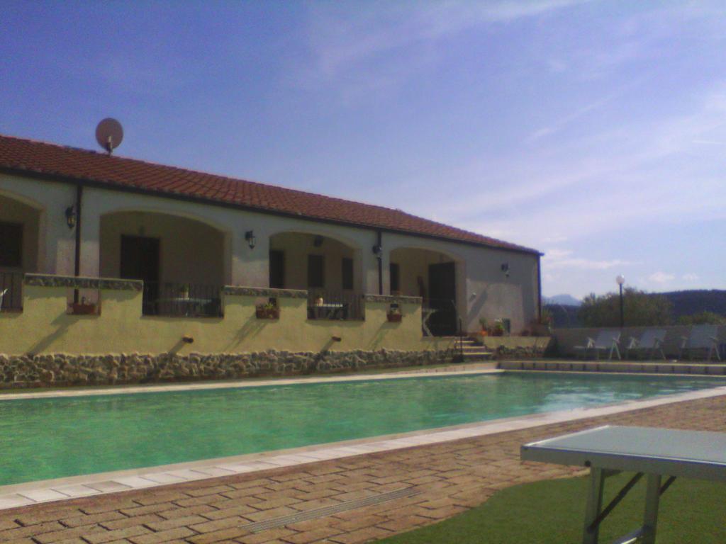 Hotel Valle del Cedrino Galtellì Exterior foto
